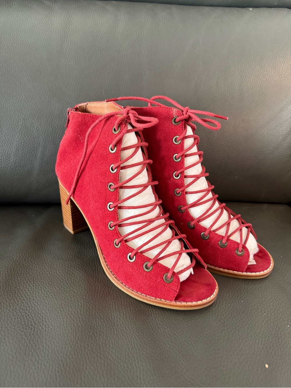 New Jeffrey Campbell Cors Chunky Heel Lace Up Ankle Boots Red Suede Size 9